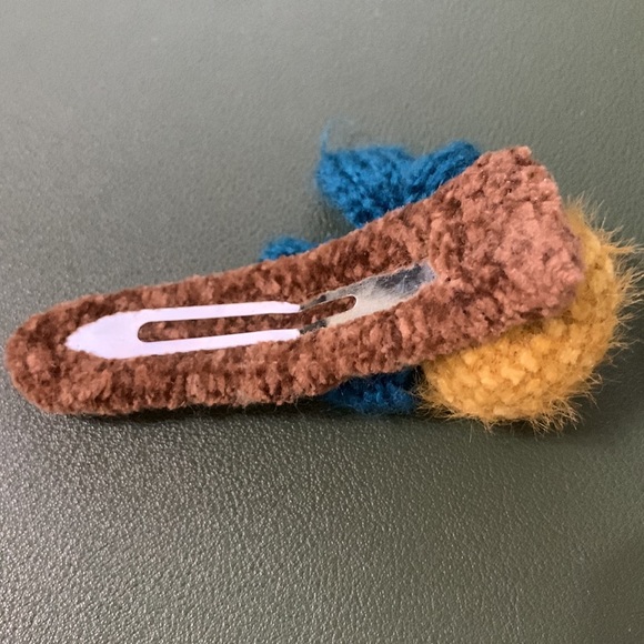 Handmade Cute 3D hair clip - Picture 2 of 4